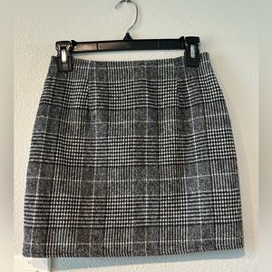 Plaid mini skirt